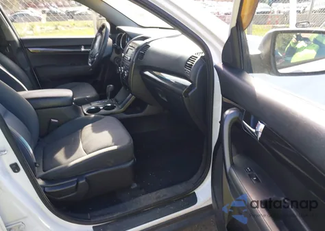 2012 Kia Sorento Lx из США, поврежденный, VIN 5XYKTCA68CG258480